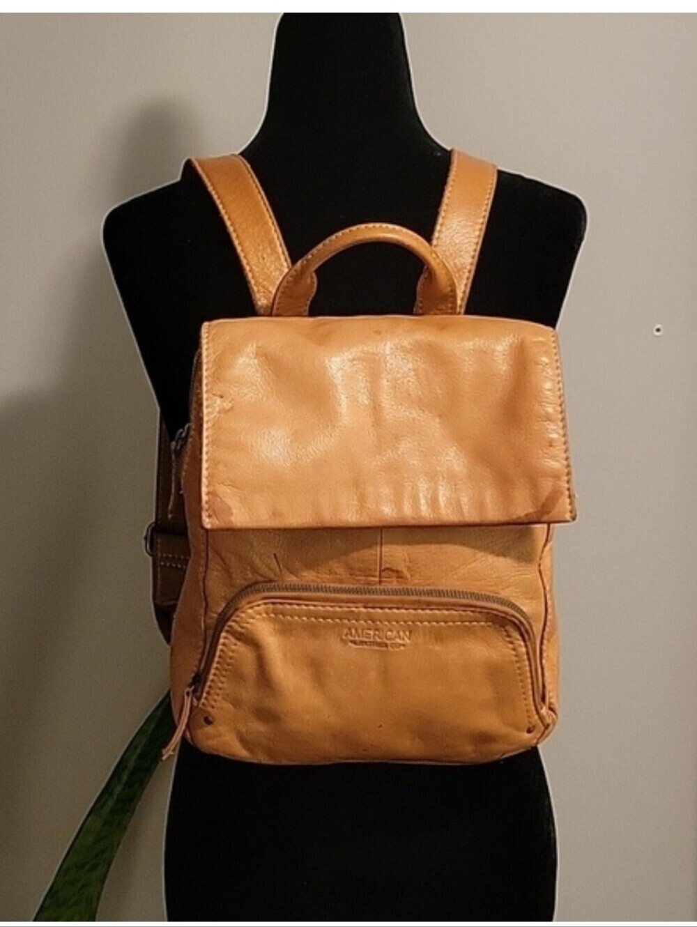 American Leather Co Tan 100% Leather Backpack Bag .